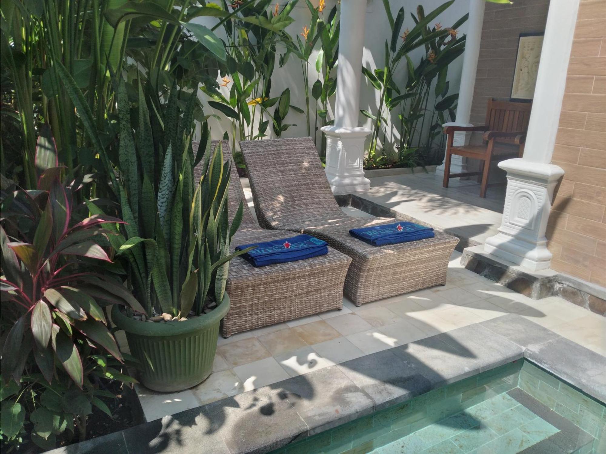 Garden Retreat Villa *